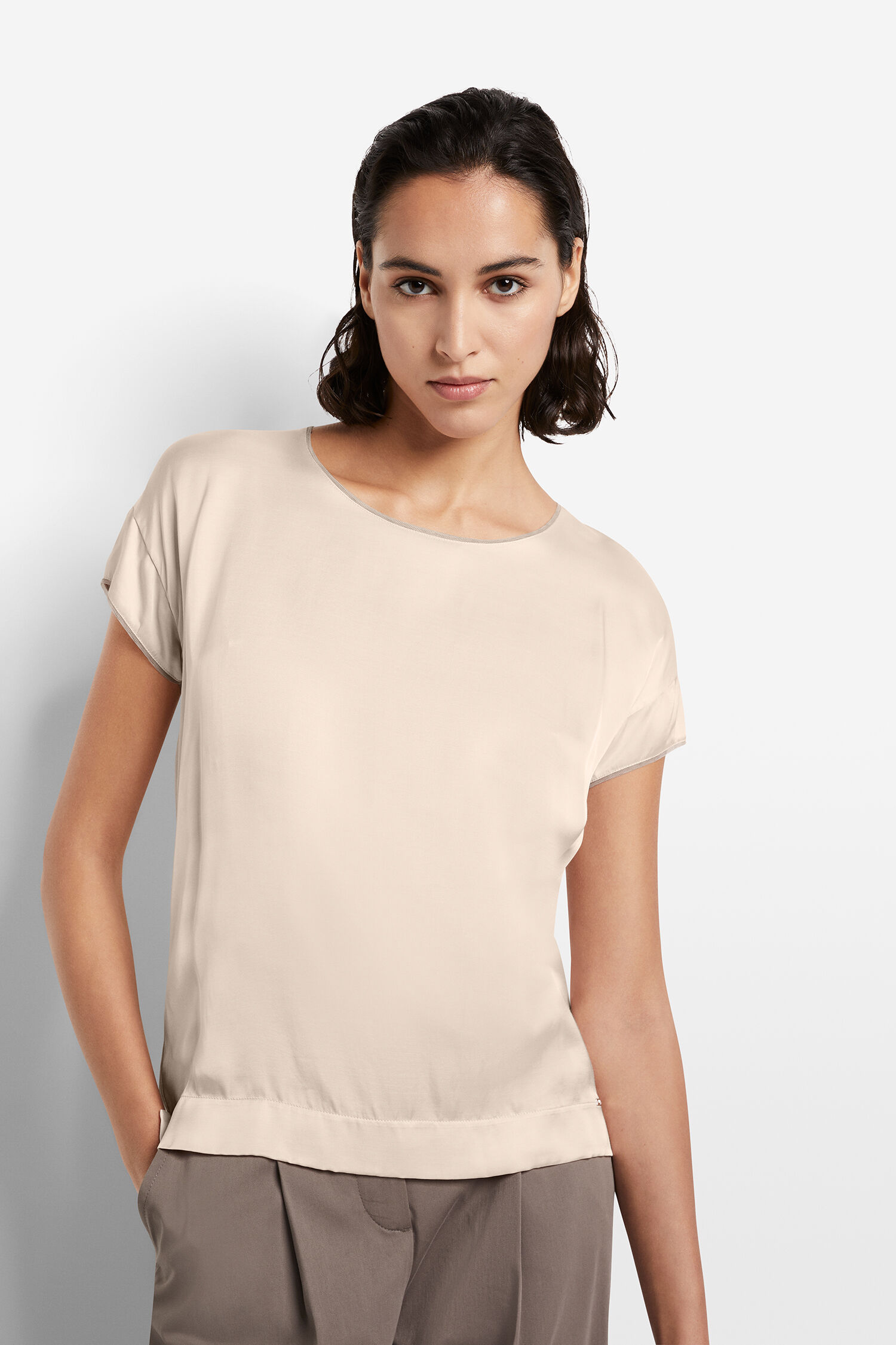 Buy CINQUE Women Shirts and Tops at CINQUESTORE